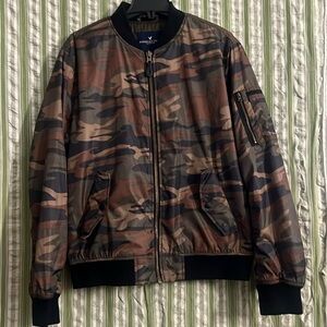 American‎ Eagle Outfitters men's M Camo Bomber Jacket Full Zip Utility Pockets